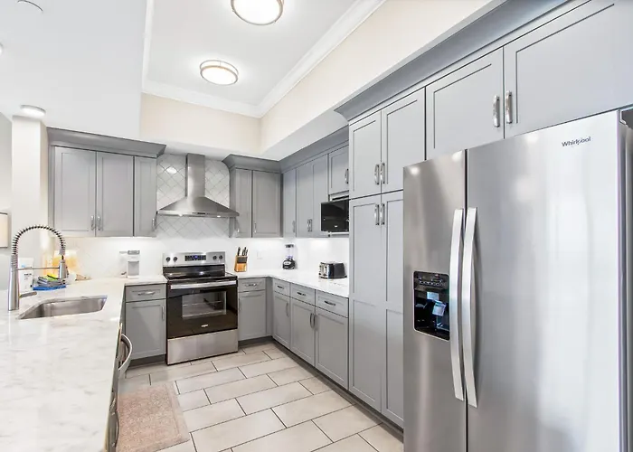 Phoenix Ii 1502 Apartment